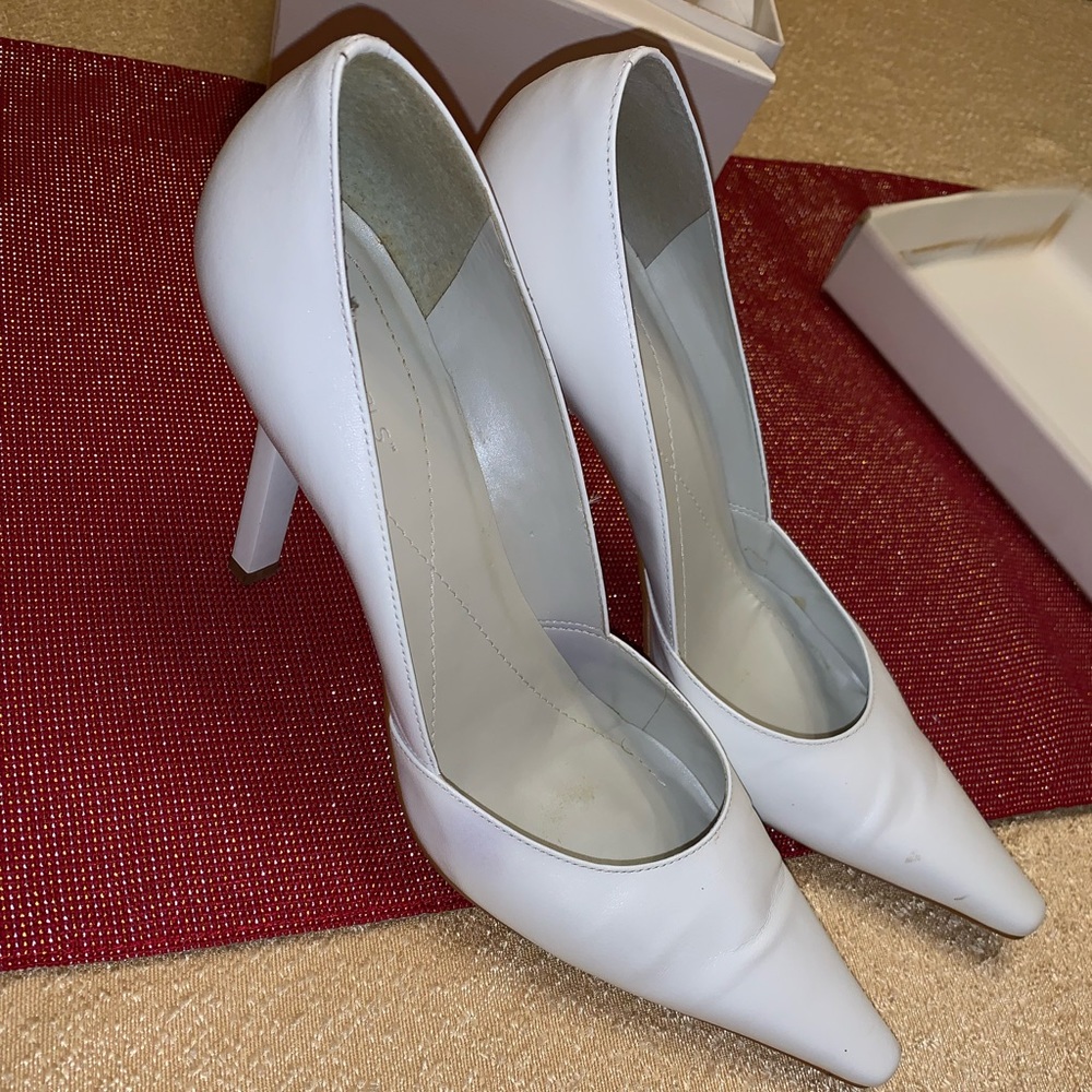 BCBGirls Pump heel